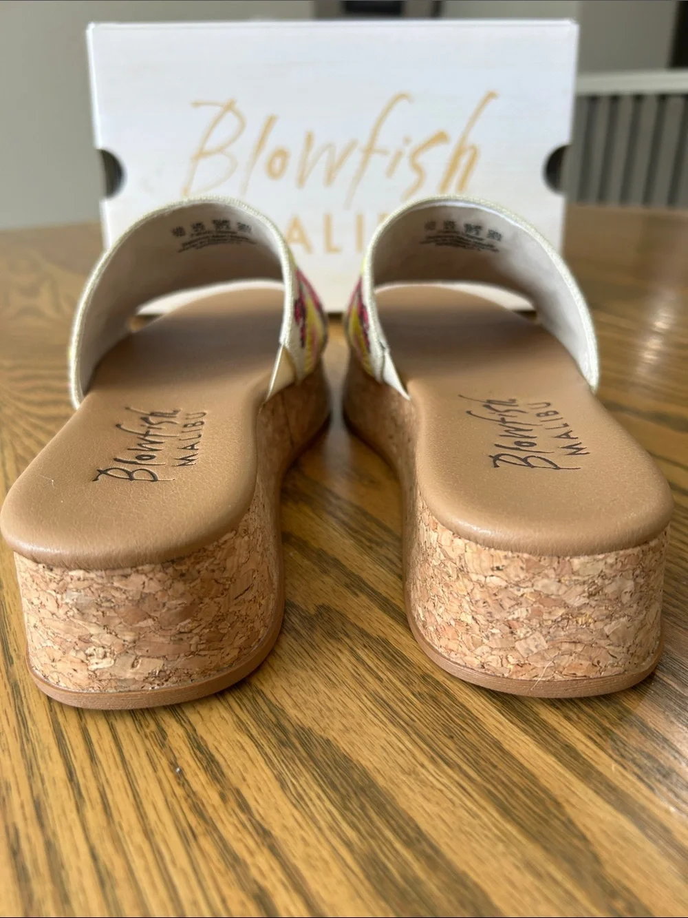 Blowfish Malibu Marshlo Wedge Embroidered Floral Platform Slide, size 7, NIB